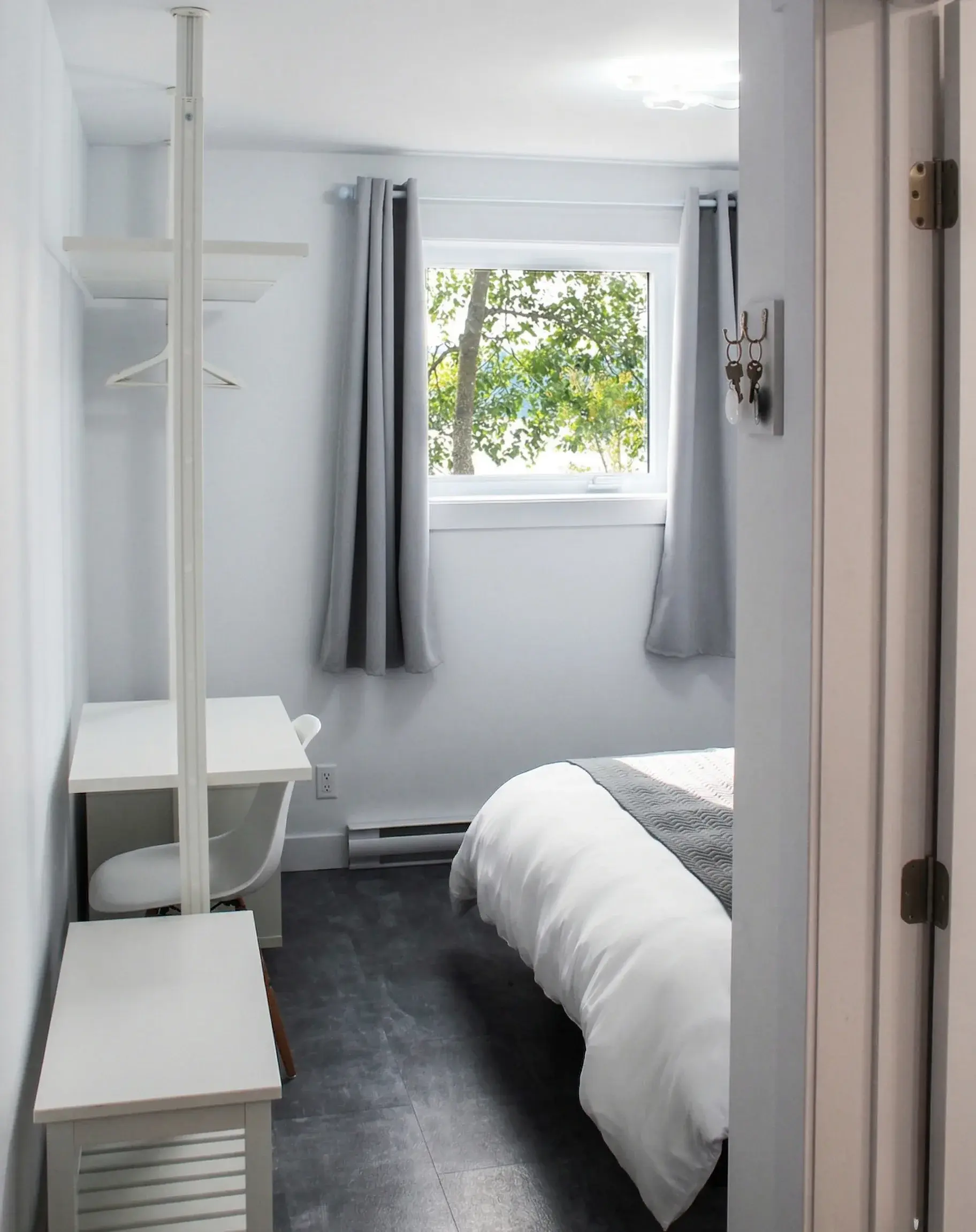 Au5000 — Chacun sa chambre, chacun sa salle de bain